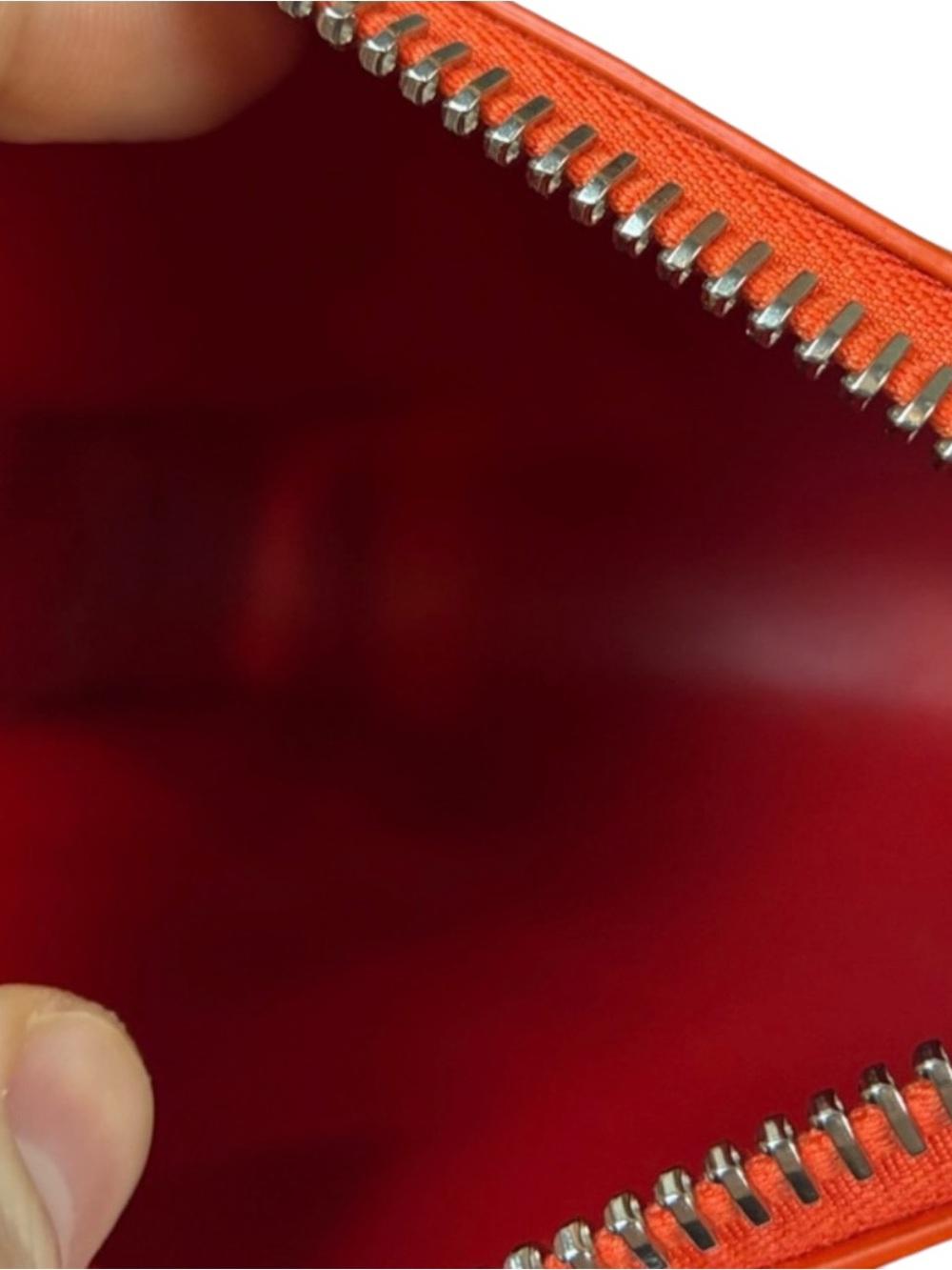 ✨💎NWT💎✨Christian Louboutin Orange Pebbled Leather Spike Wristlet - Picture 4 of 7